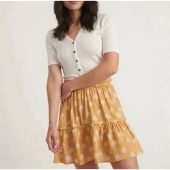 Marine Layer Sofie Smocked Mini Skirt Gold Palm Women's Medium Boho Summer - Picture 7 of 7